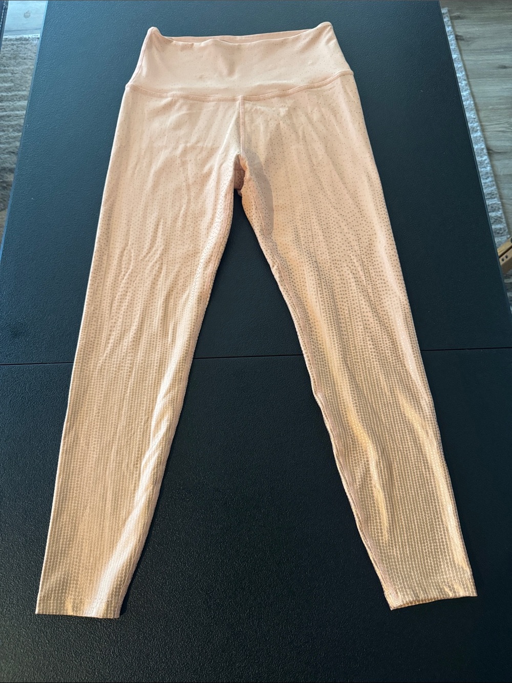 Beyond Yoga Peach and Metallic Gold Dot High-Waist Leggings XL